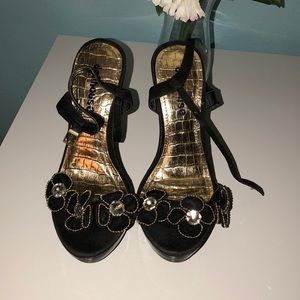 Dollhouse Flower Heels